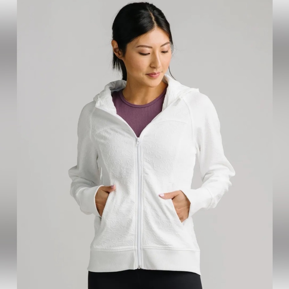 Zyia Active- White Allegro Jacket